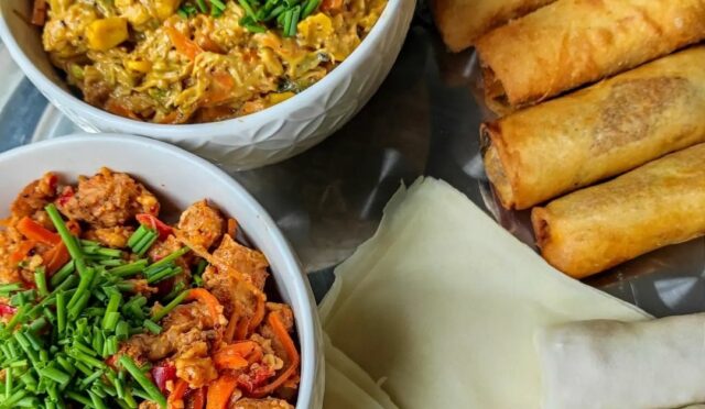 Szechuan Paneer And Chicken Springroll