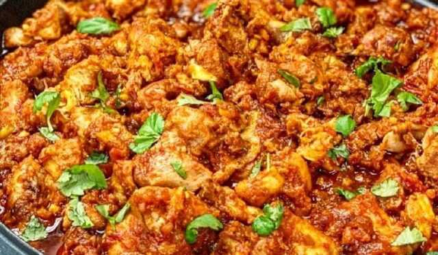 Chicken Bhuna Recipe