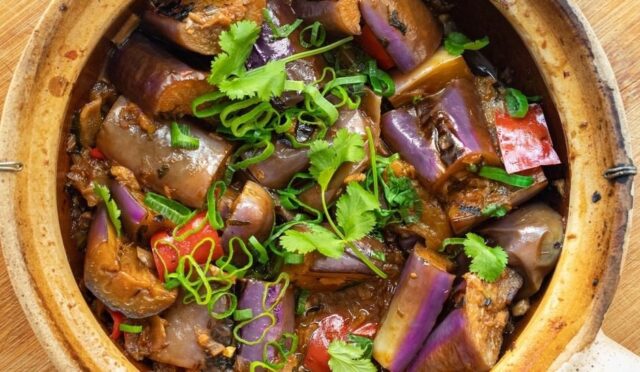SZECHUAN CLAYPOT AUBERGINE