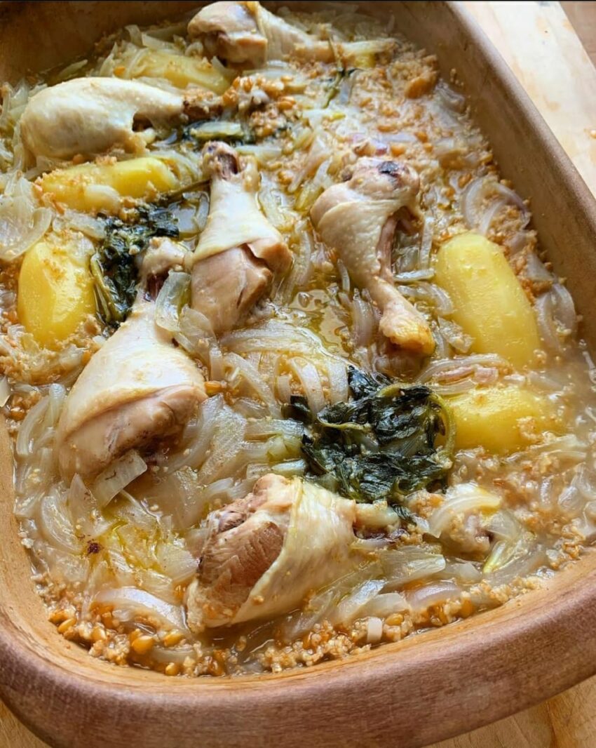 Cracked emmer pilaf with chicken and potatoes