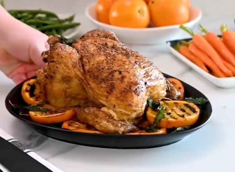 FESTIVE ROAST CHICKEN OR TURKEY