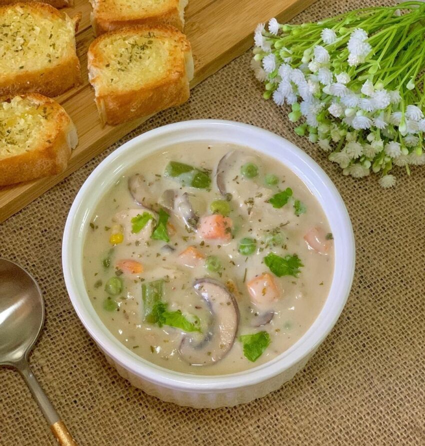 Creamy Chicken Mushroom Soup