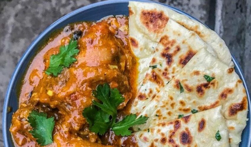 Coconut chicken curry and naan