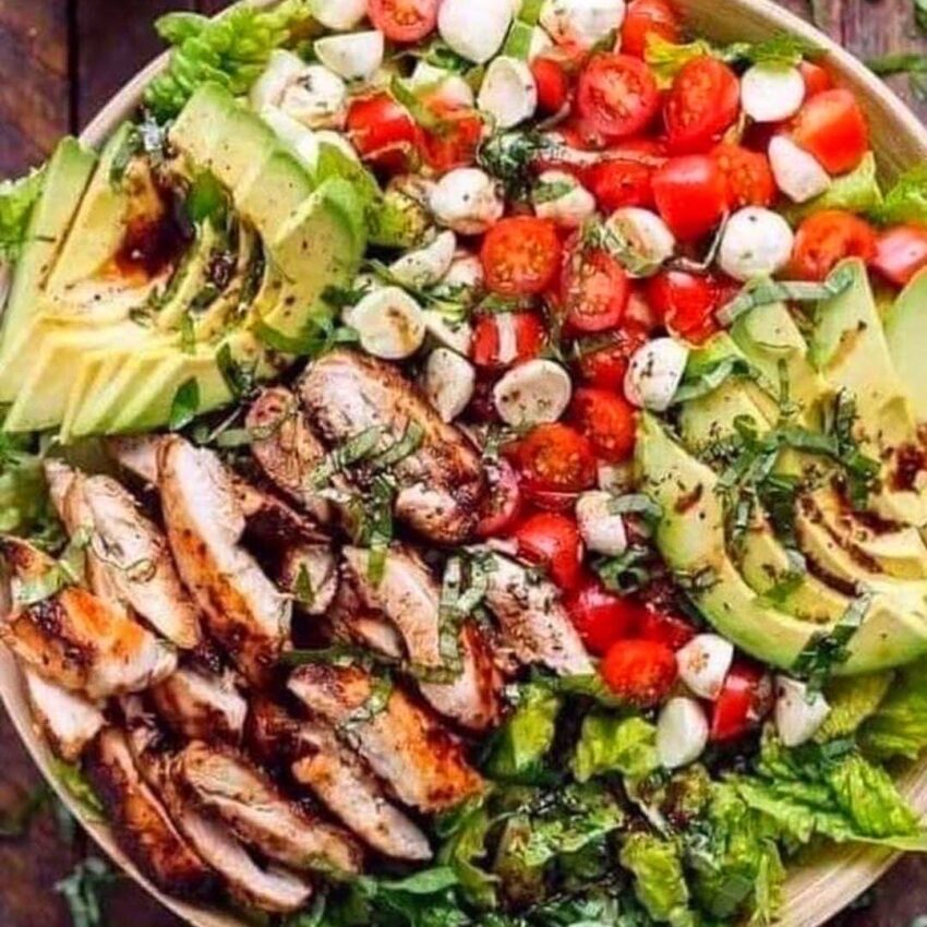 Avocado & Chicken Caprese Salad