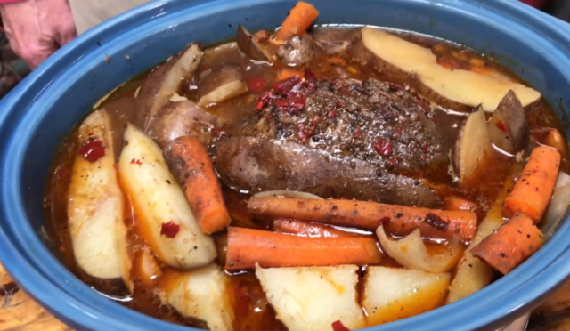 Easy Crock Pot Roast