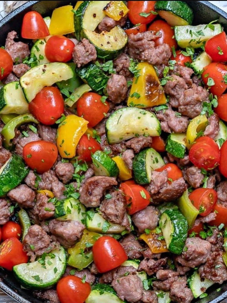 Easy Zucchini Beef Skillet