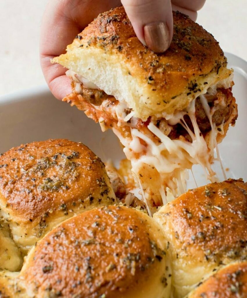 Cheesy Pull-Apart Garlic Bread Meatball Sandwiches