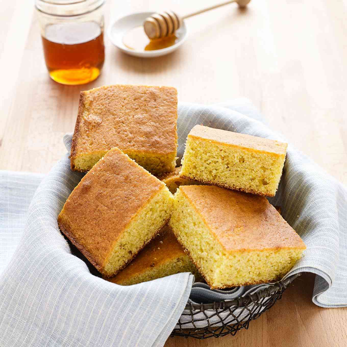 Grandmother’s Buttermilk Cornbread