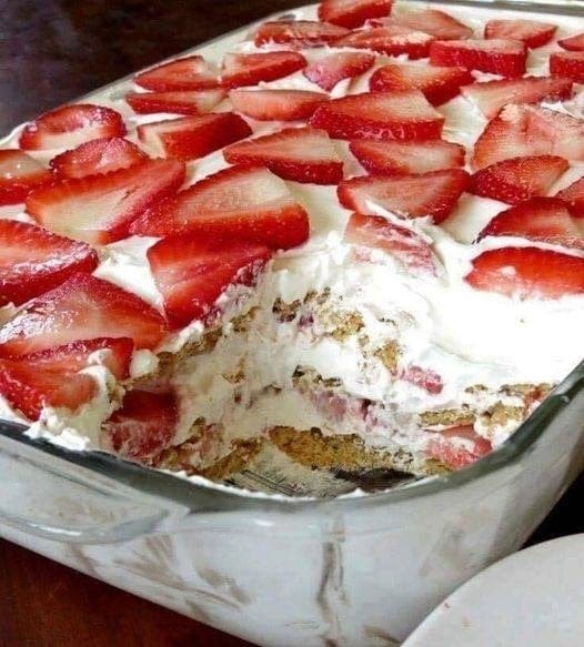 Strawberry Cream Cheese Icebox Cake