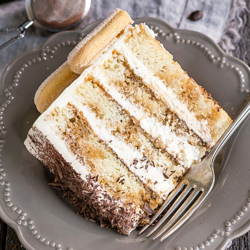 Tiramisu Cake