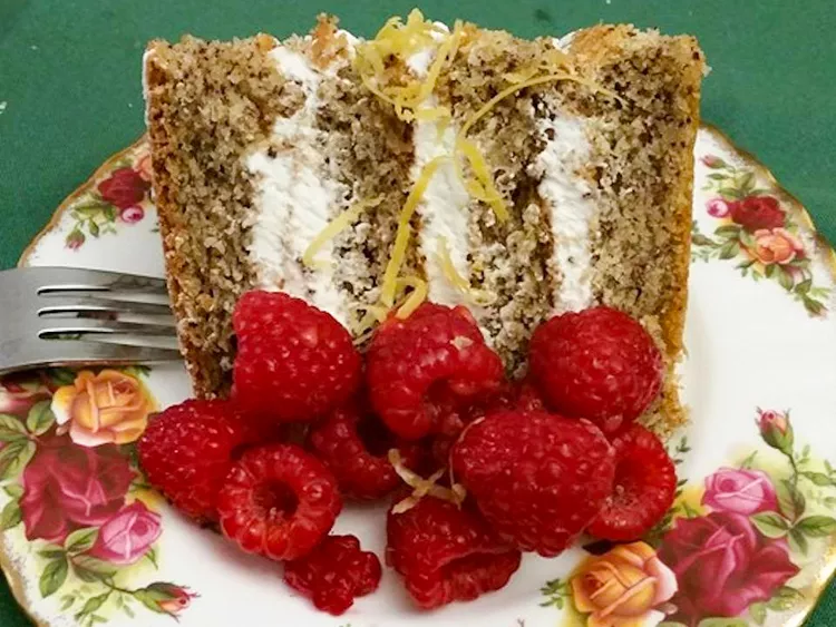 Flourless Hazelnut Cake