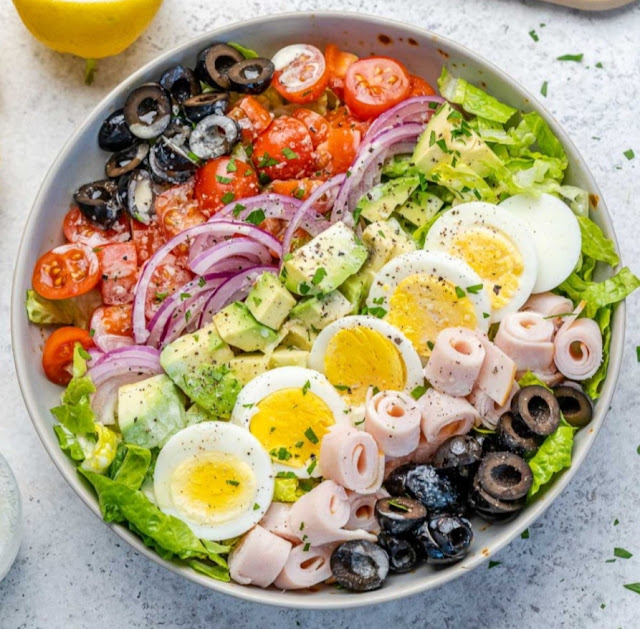 Super Quick Turkey + Avocado Salad