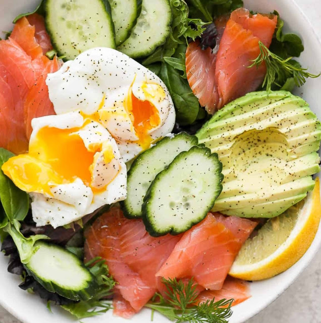Smoked Salmon + Avocado Salad