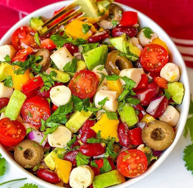 HEART OF PALM + AVOCADO SALAD