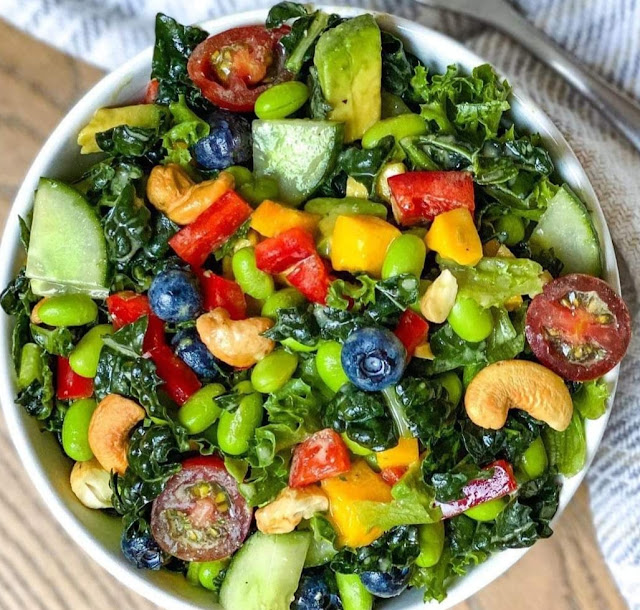 THE RAINBOW SUMMER SALAD