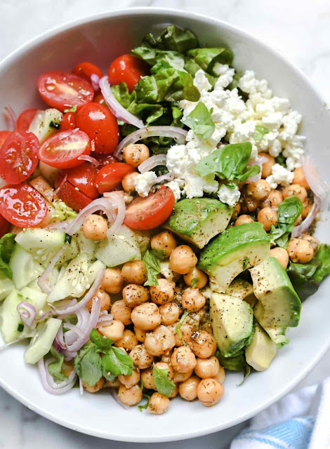 Crunchy Green Salad with Dilly Chickpeas and Avocado
