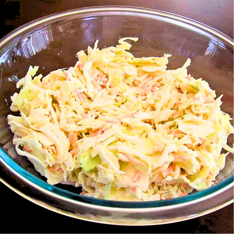 Traditional Creamy Coleslaw