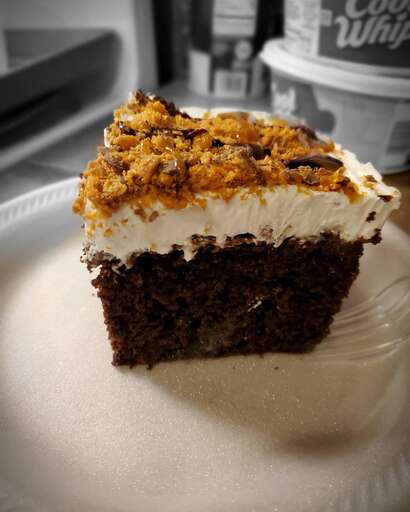Chocolate Butterfinger-Caramel Cake