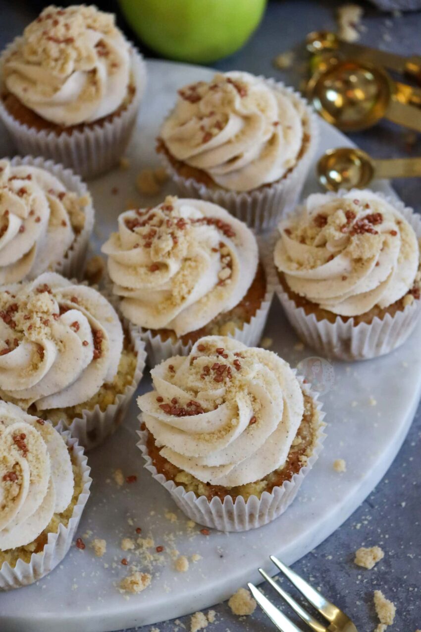 Apple Crumble Cupcakes!