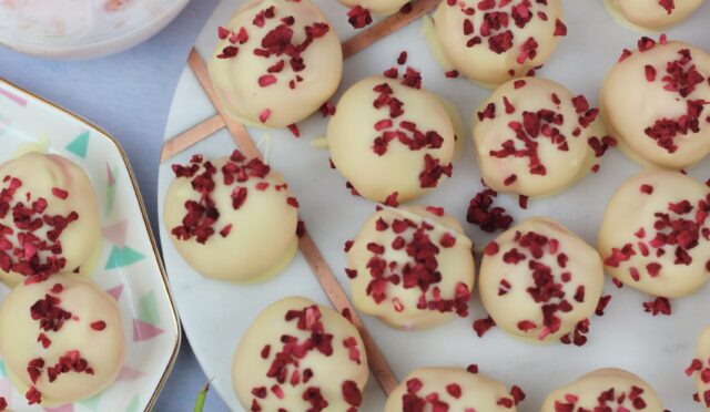 Baileys Strawberry Truffles