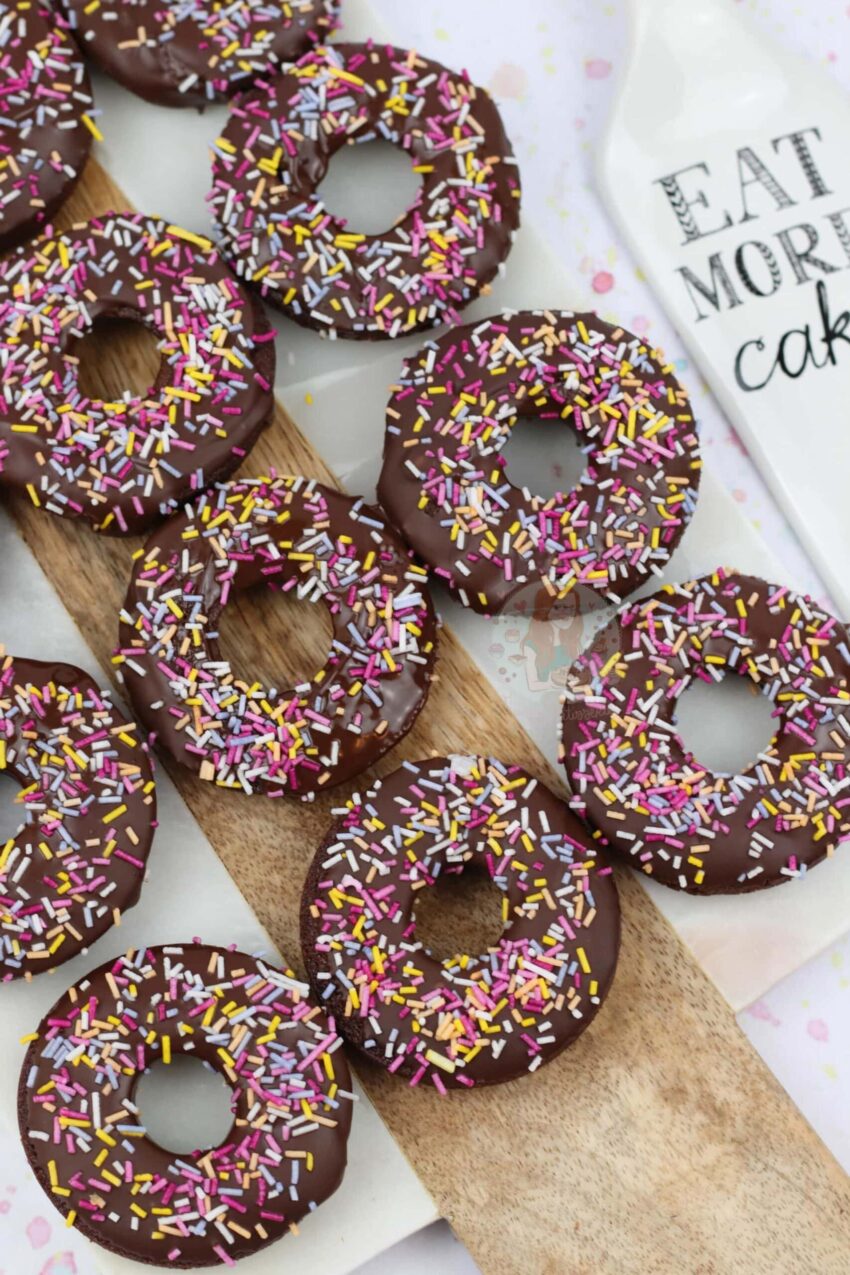 Baked Chocolate Doughnuts!
