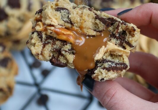 Banoffee Sandwich Cookies!