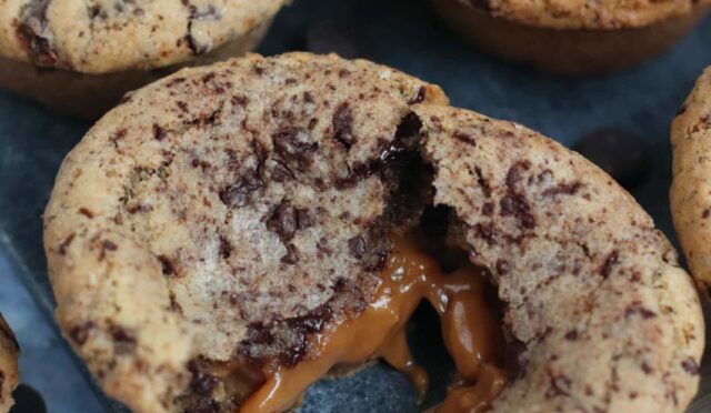 Caramel Cookie Cups!