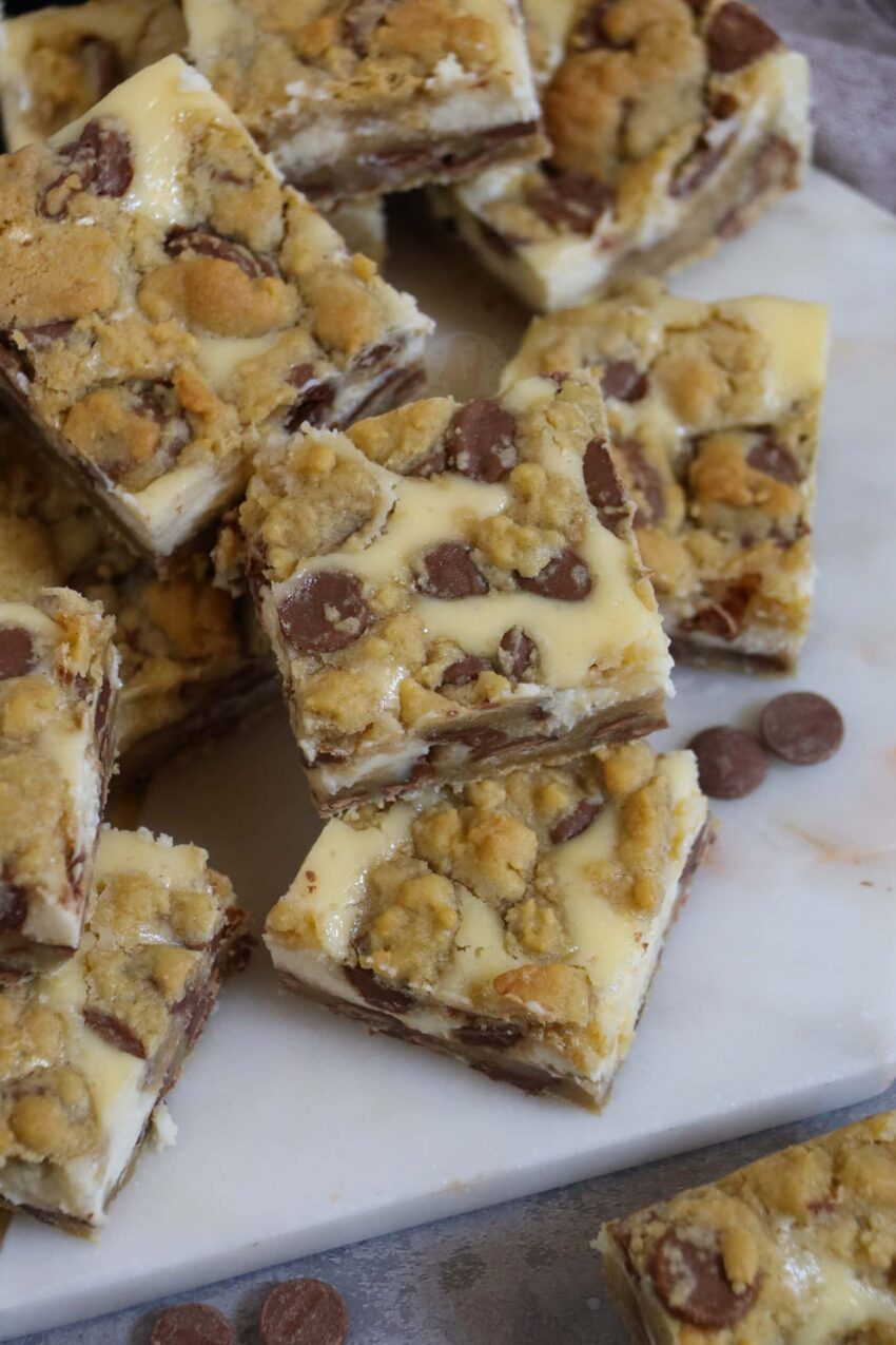 Cheesecake Cookie Bars!