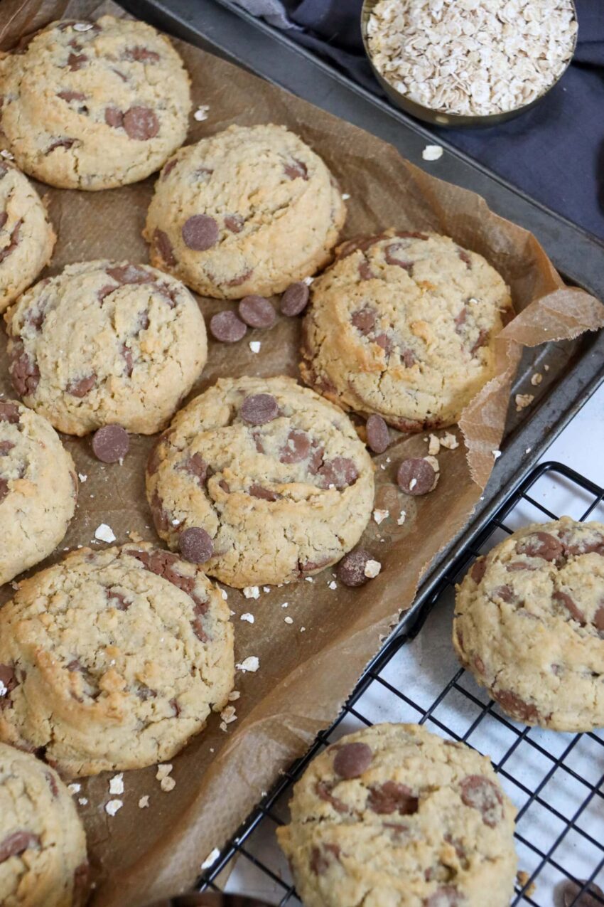 Chocolate Oat Cookies!