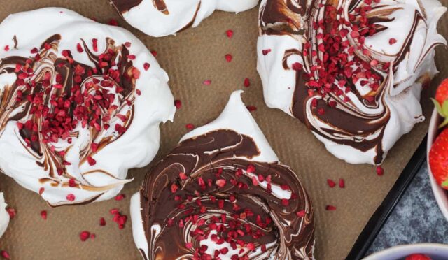 Chocolate Swirl Meringues | ad