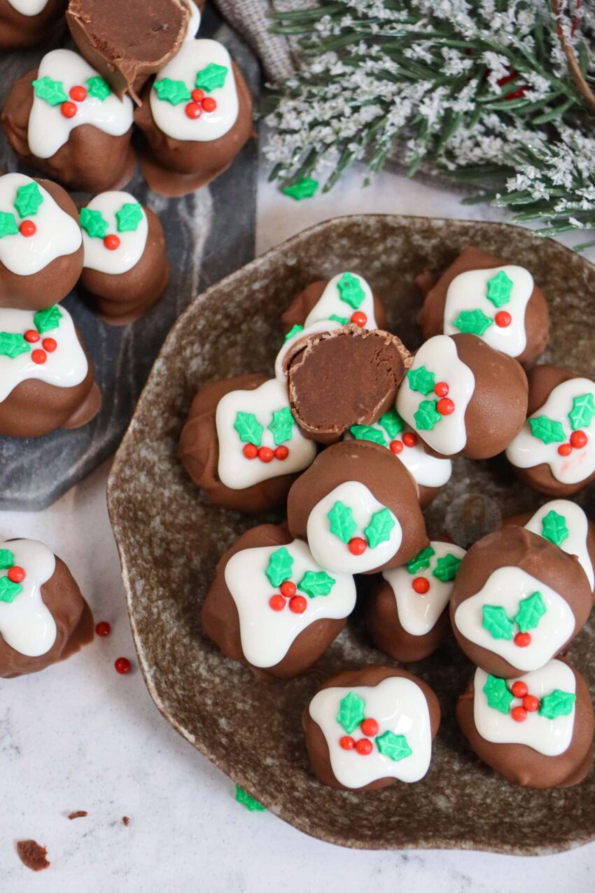 Christmas Pudding Chocolate Truffles!