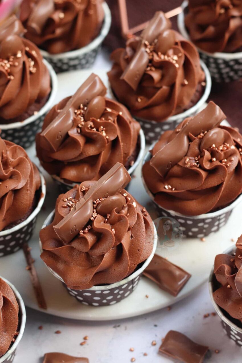 Galaxy Chocolate Cupcakes!