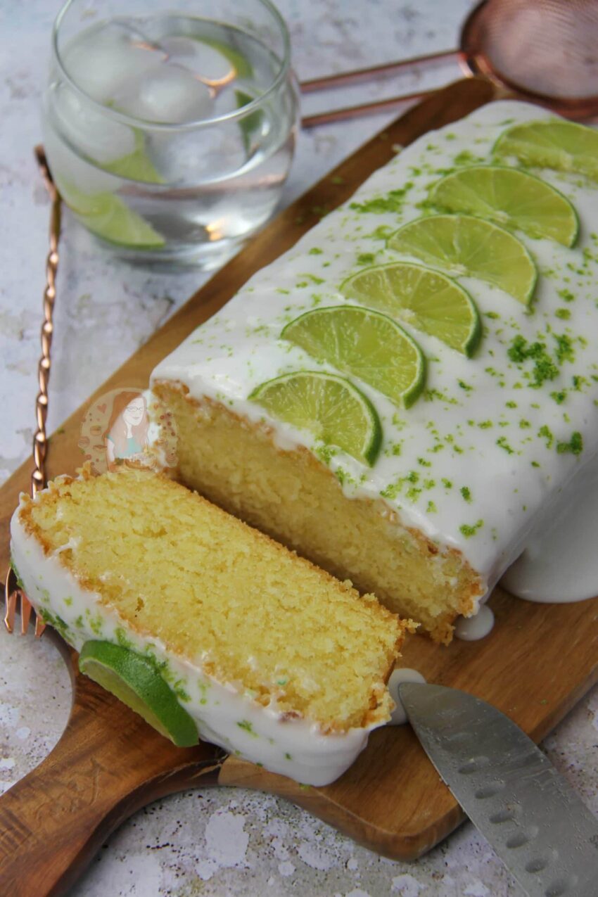 Gin & Tonic Drizzle Cake!