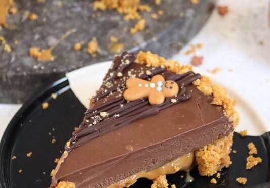 Gingerbread Chocolate Tart!