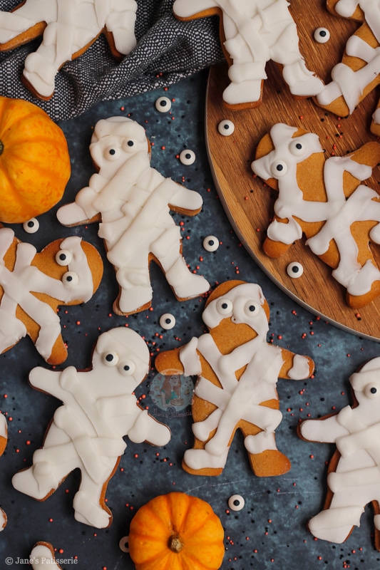 Gingerbread Mummies!