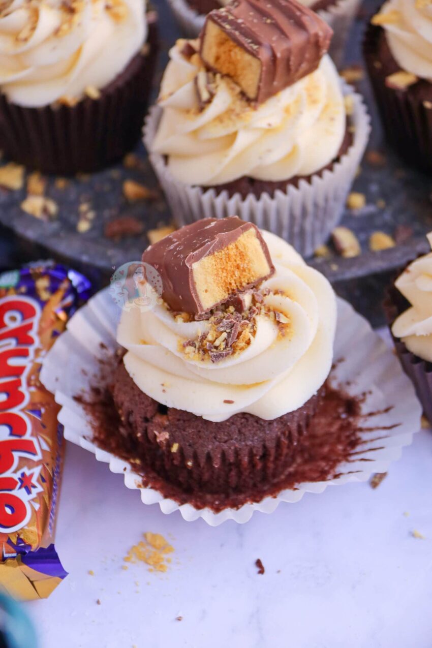 Honeycomb Crunchie Cupcakes!