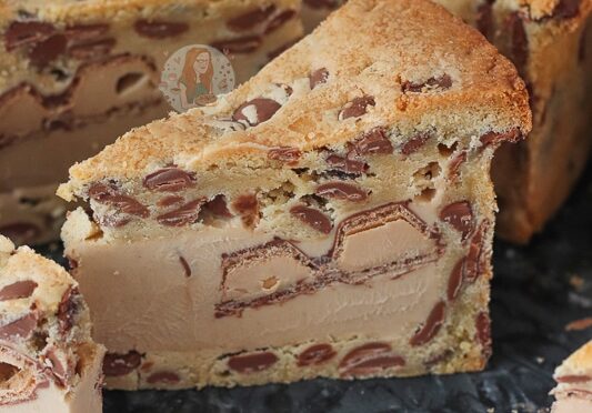 Kinder Cookie Pie!