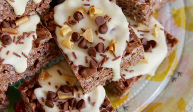 Mars Bar Crispy Squares!