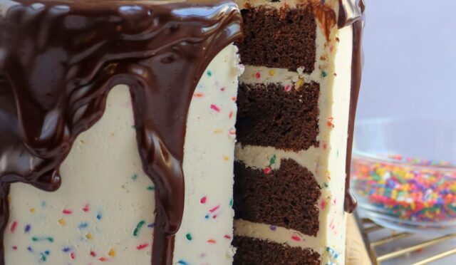 Melted Ice Cream Cake!