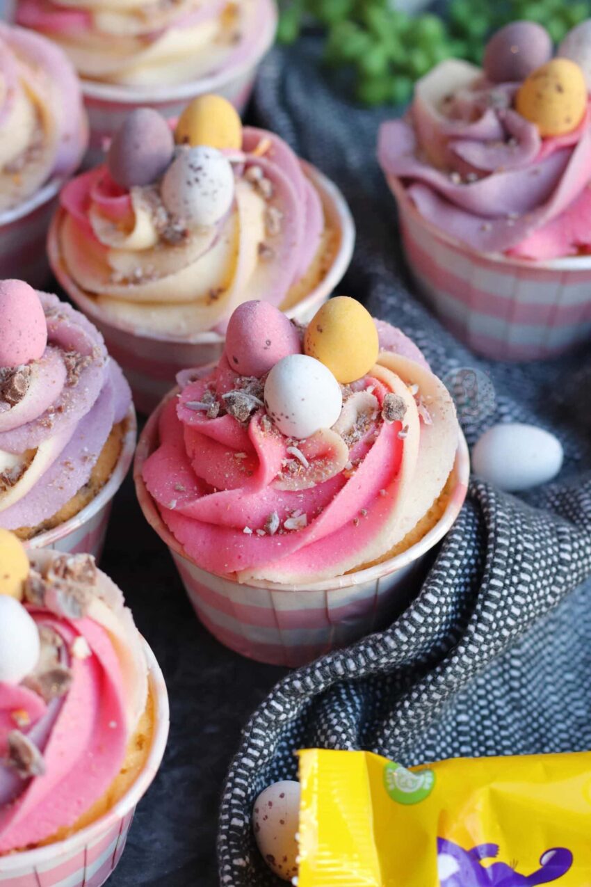 Mini Egg Cupcakes!