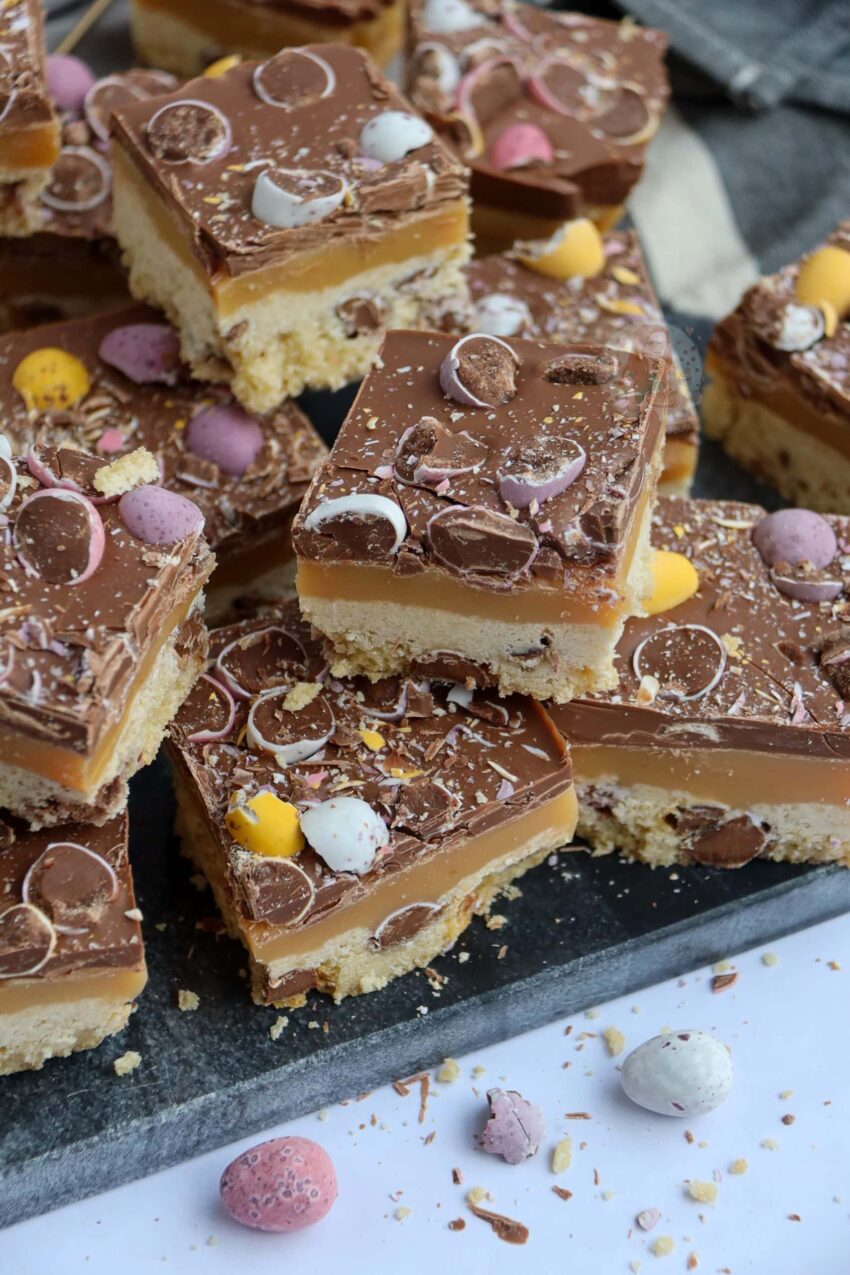 Mini Egg Millionaires Shortbread!