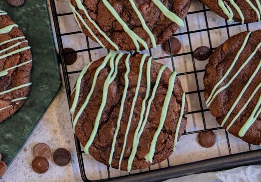 Mint Chocolate Chip Cookies!