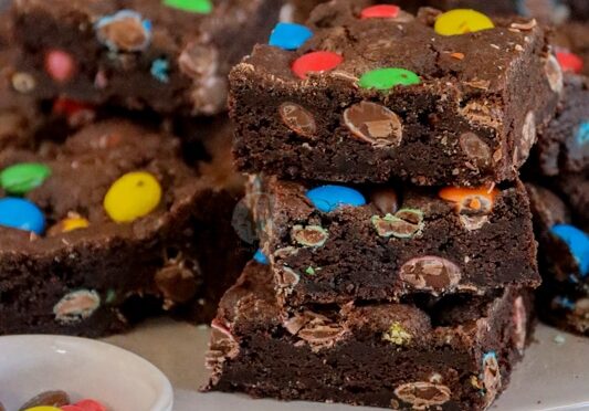 M&M Cookie Bars!