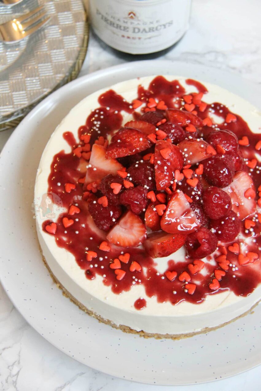 No-Bake Champagne Cheesecake!