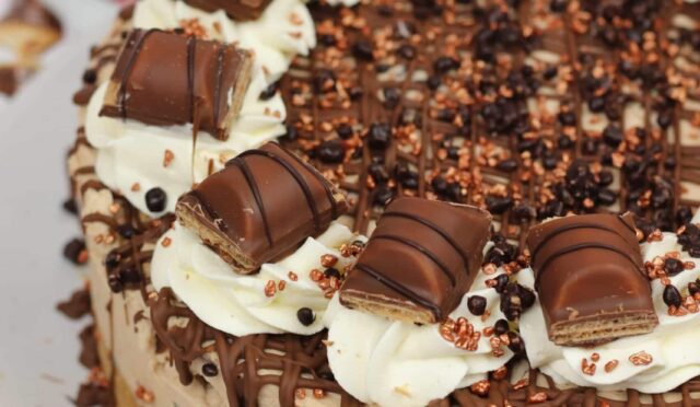 No-Bake Kinder Bueno Cheesecake!