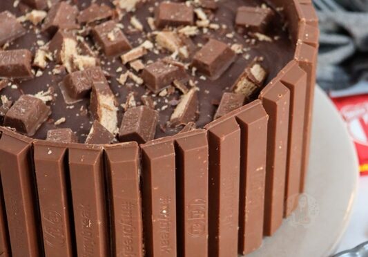 No-Bake KitKat Cheesecake!