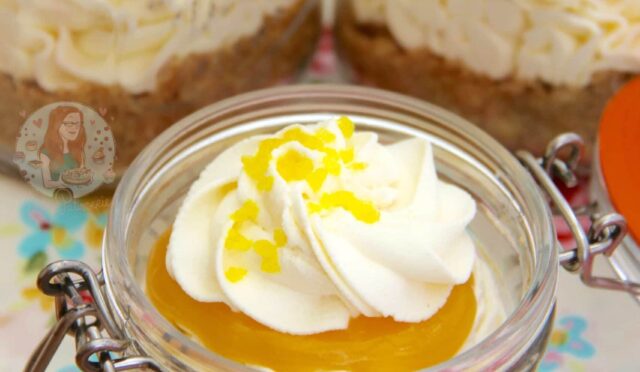 No-Bake Lemon Cheesecakes!