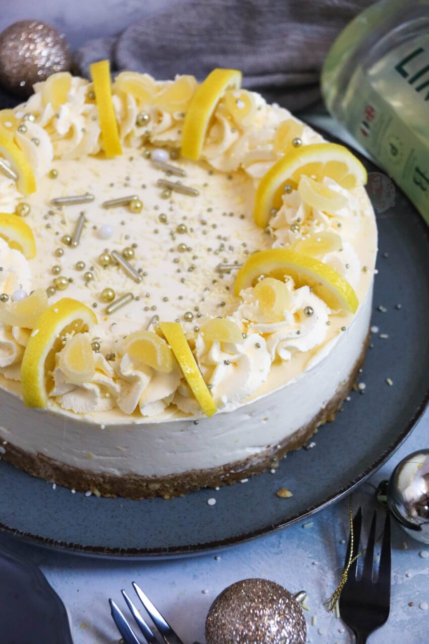 No-Bake Limoncello Cheesecake!