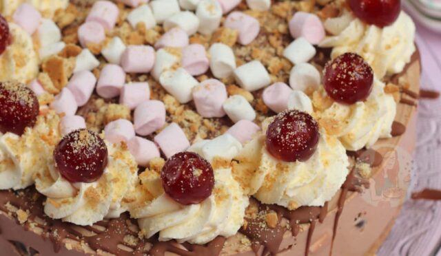 No-Bake Rocky Road Cheesecake!