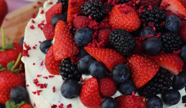 No-Bake Summer Berry Cheesecake!